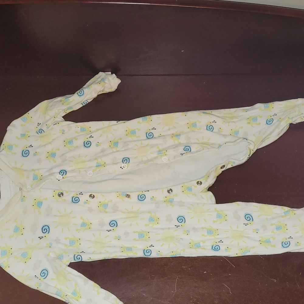 Jow Fresh 6-12 month footed sleeper